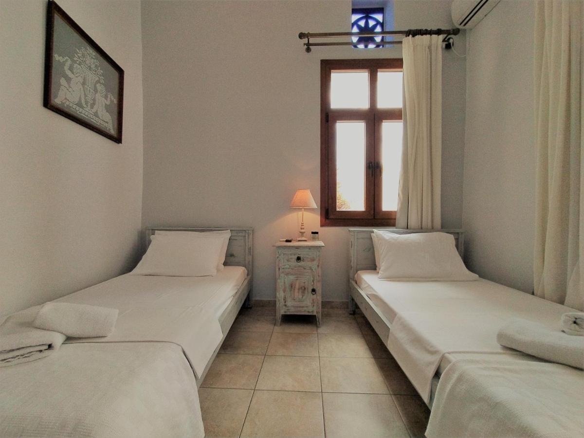 Pallada Rooms Tinos Island Exterior photo